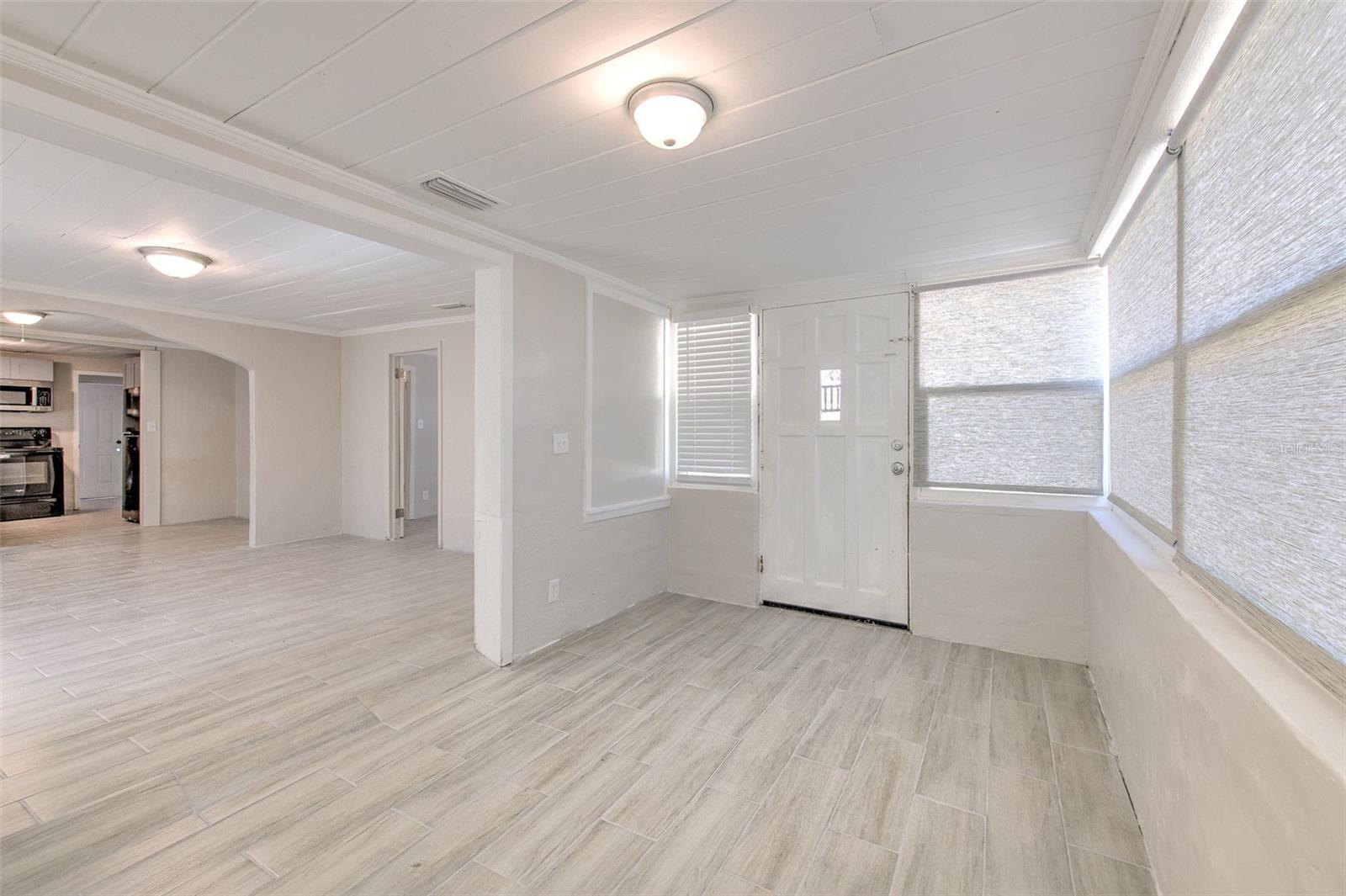 MADISON PARK - Residential Income