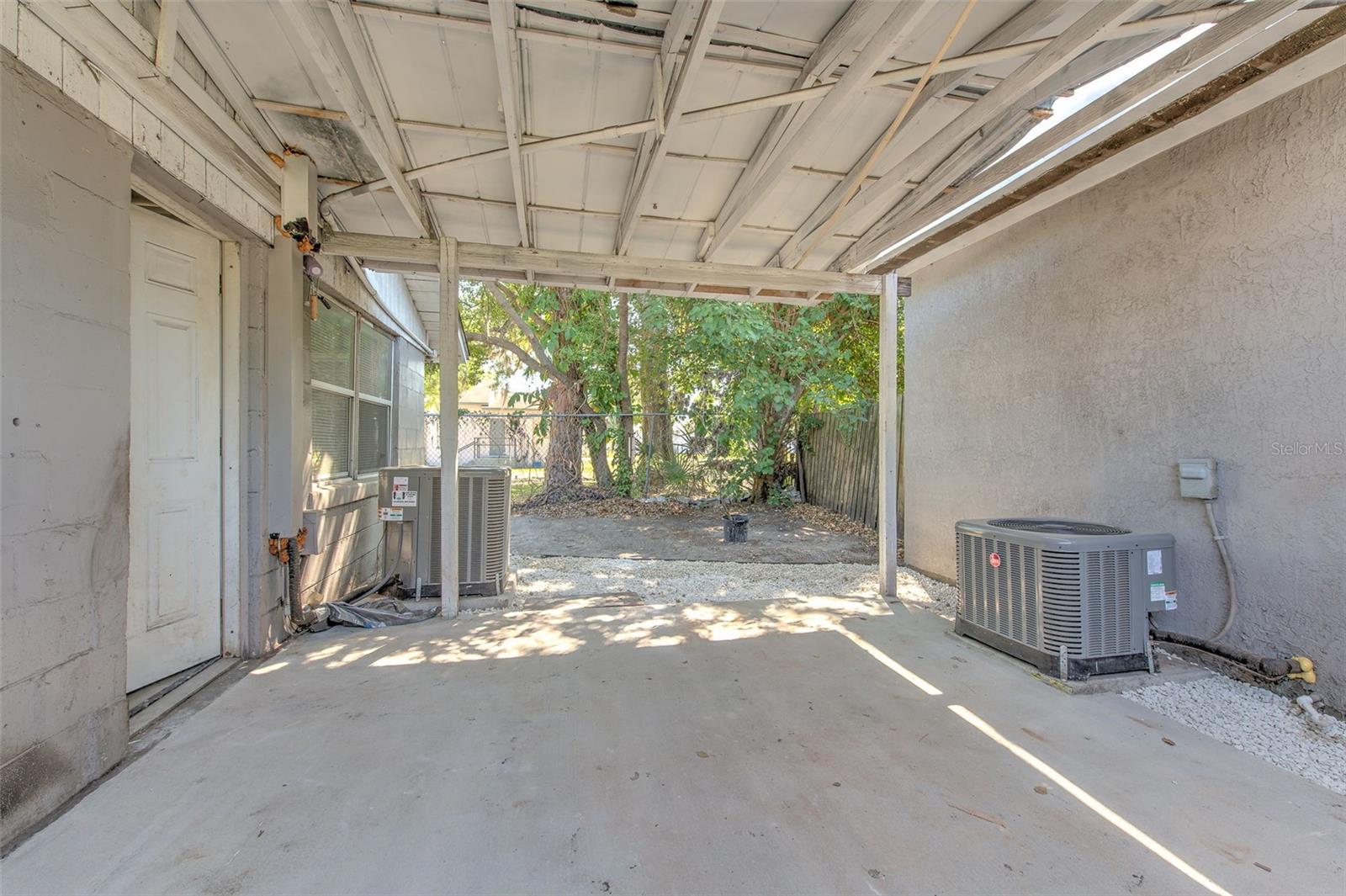 MADISON PARK - Residential Income