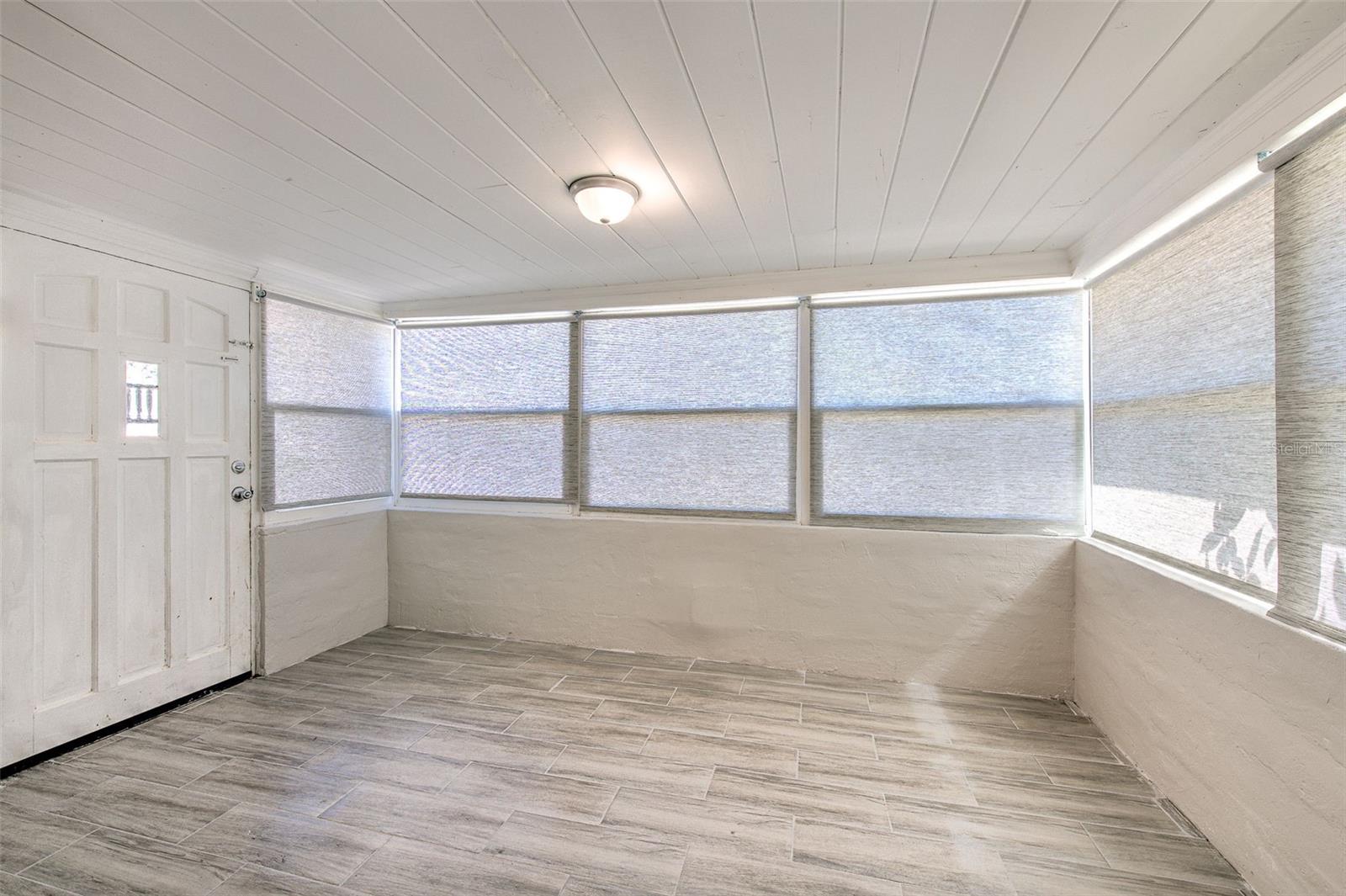 MADISON PARK - Residential Income