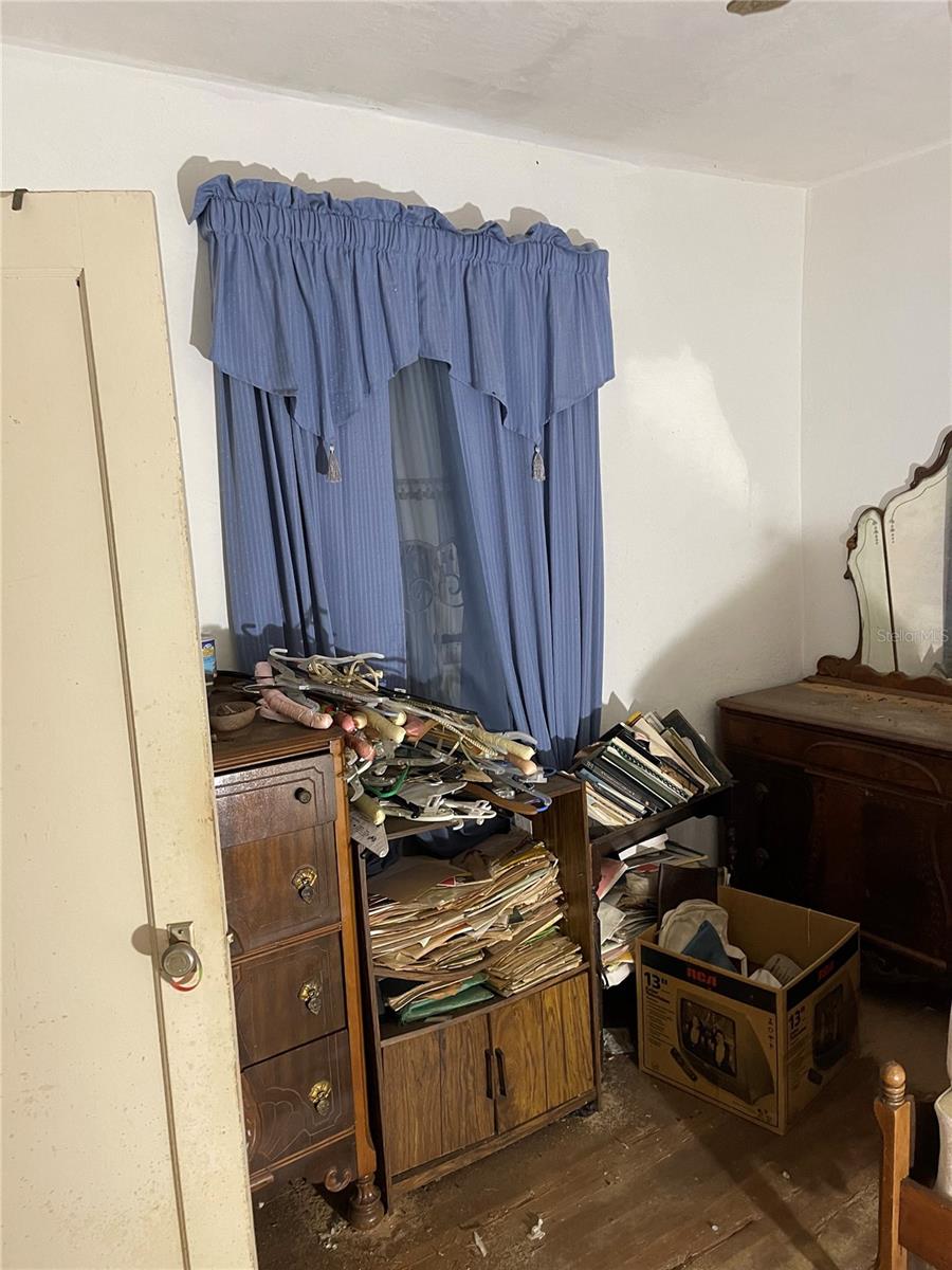 NORTH LIBERTY CITY - Residential