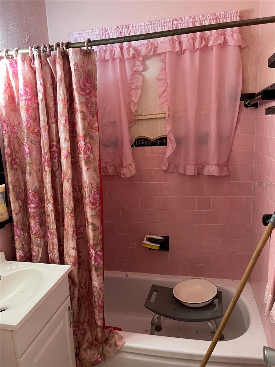 NORTH LIBERTY CITY - Residential