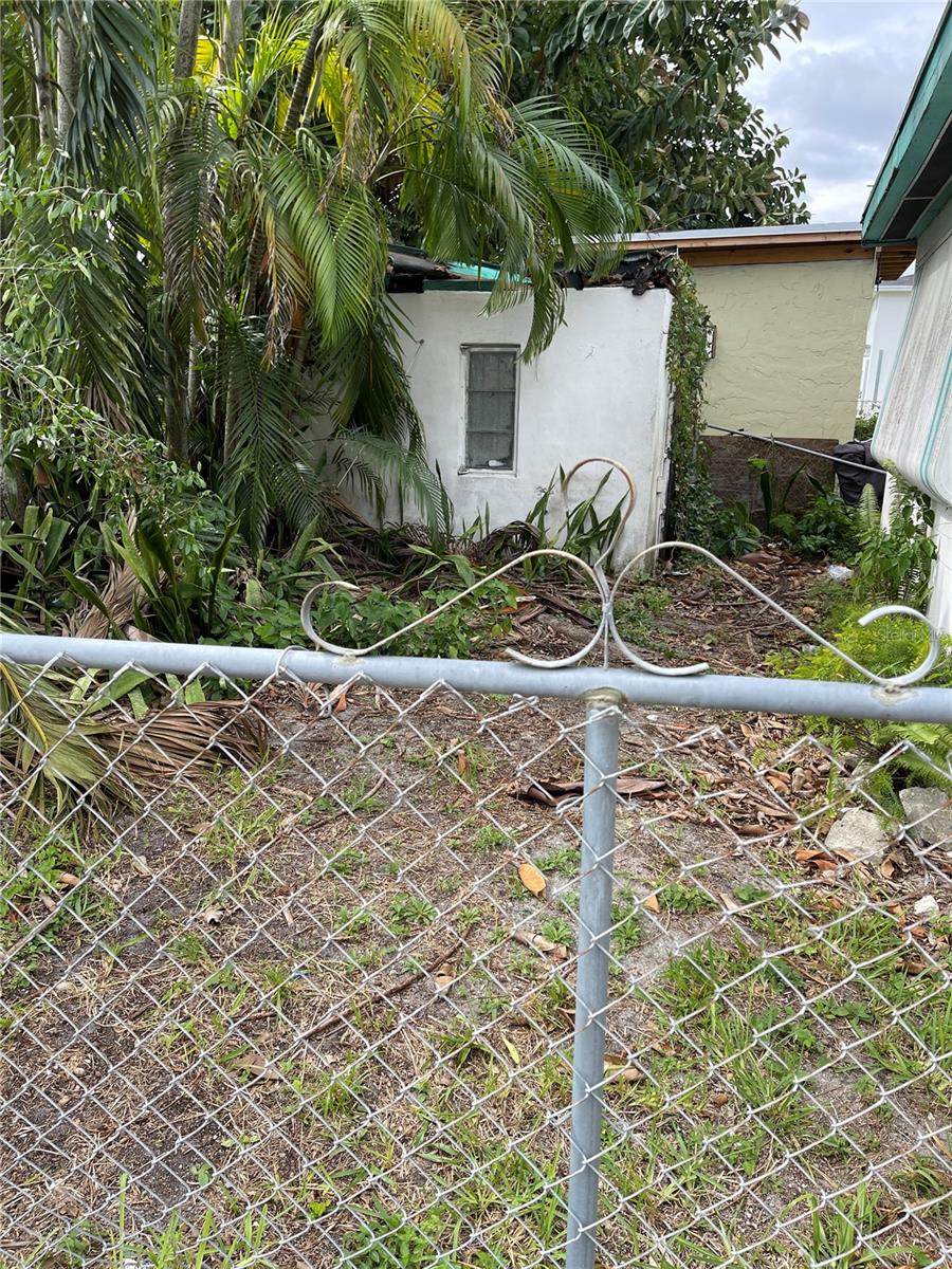 NORTH LIBERTY CITY - Residential