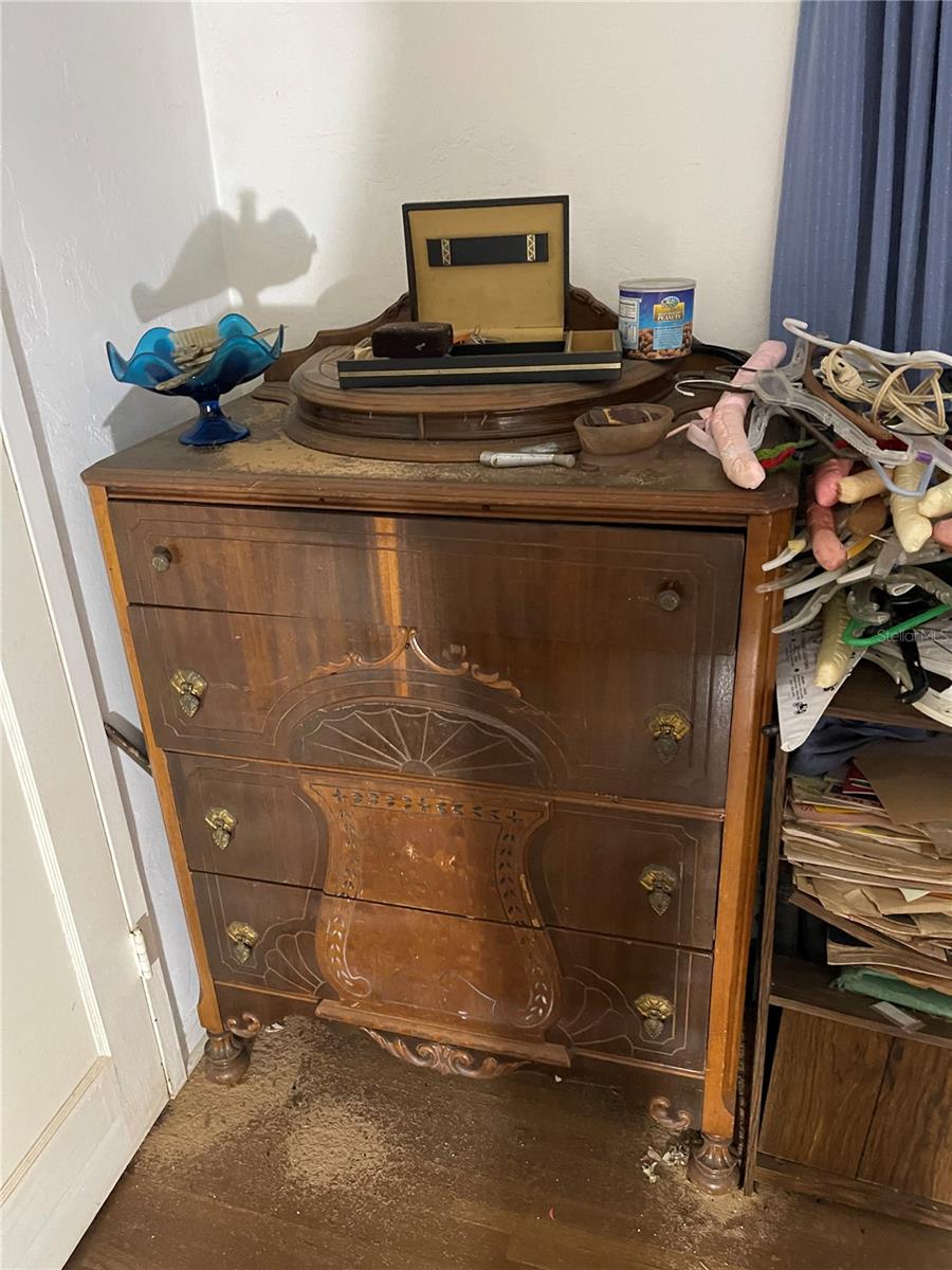 NORTH LIBERTY CITY - Residential