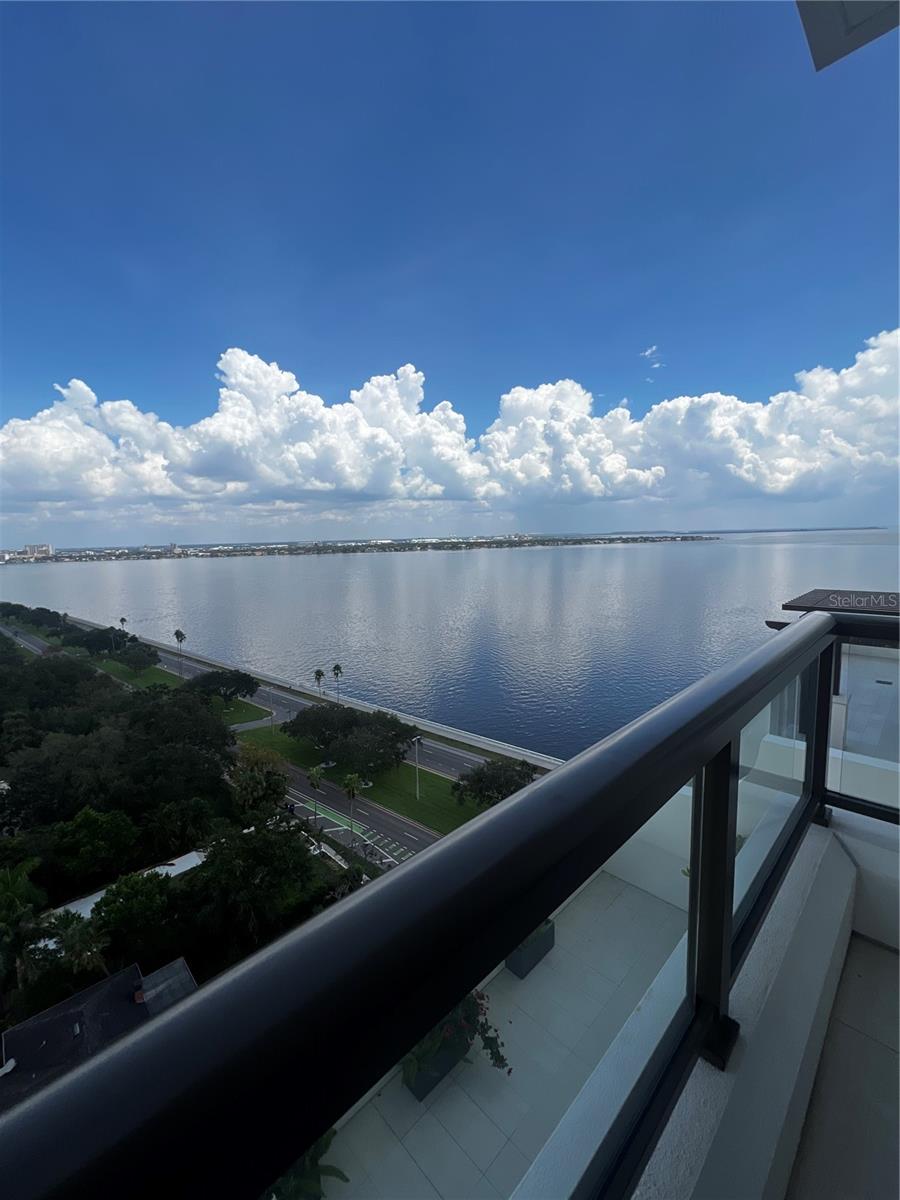 HYDE PARK HOUSE - Residential Lease