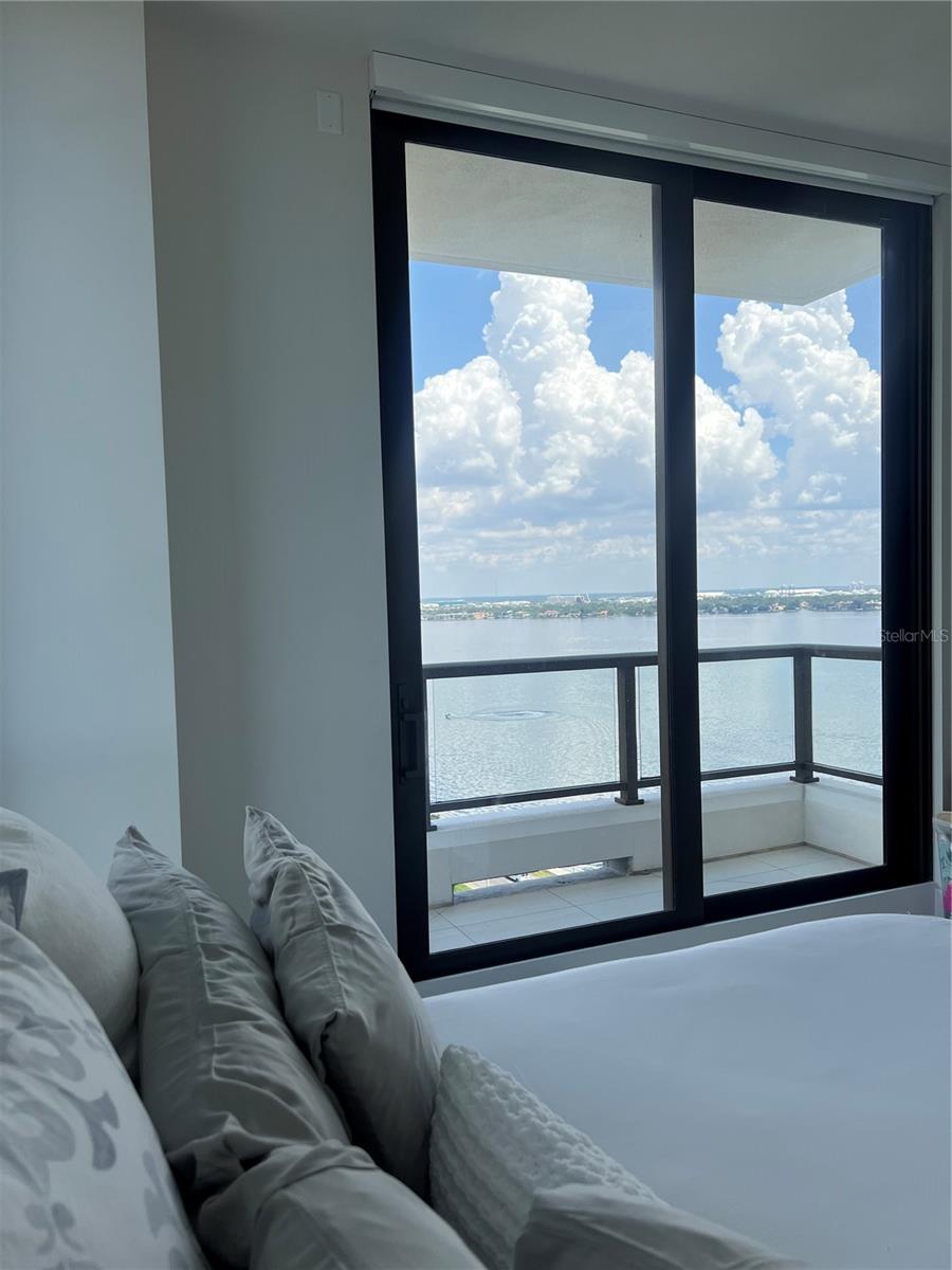 HYDE PARK HOUSE - Residential Lease