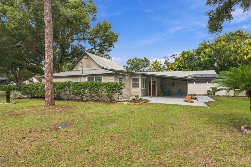 Photo of 5450 10th Street, Zephyrhills, FL 33542 (MLS # TB8555288)