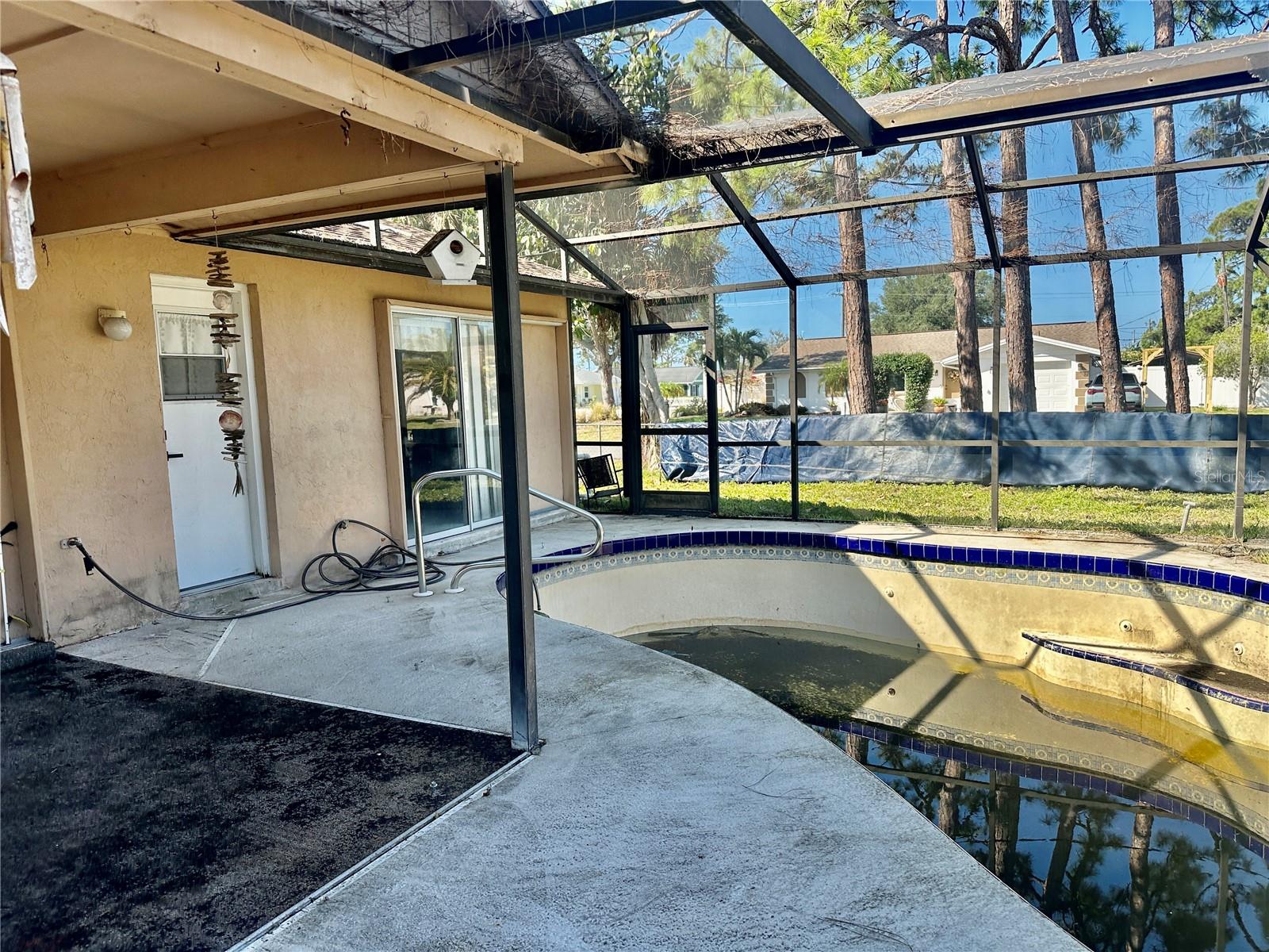 SOUTH VENICE - Residential
