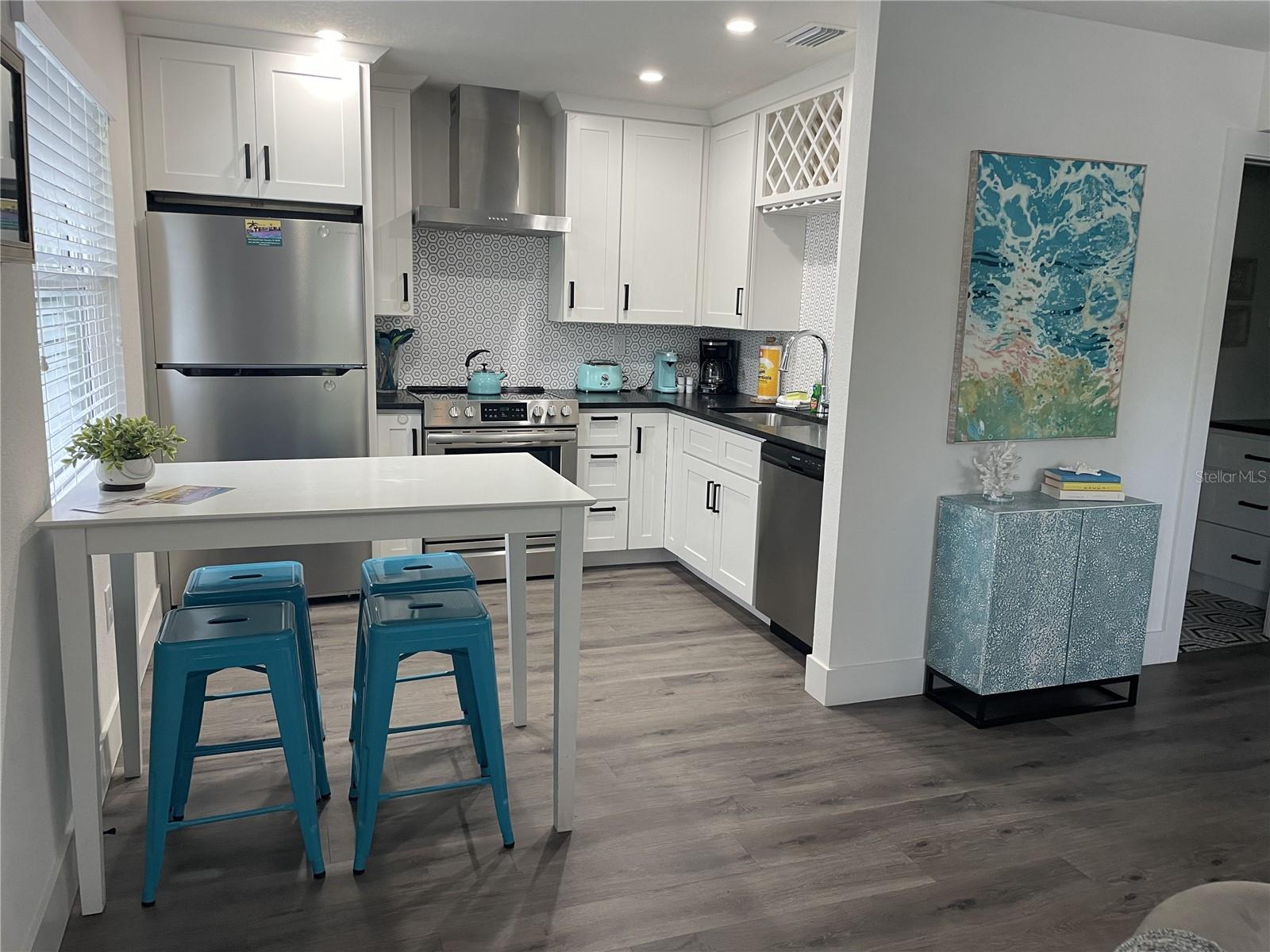 POS SUB OF BLKS G & H - Residential Lease