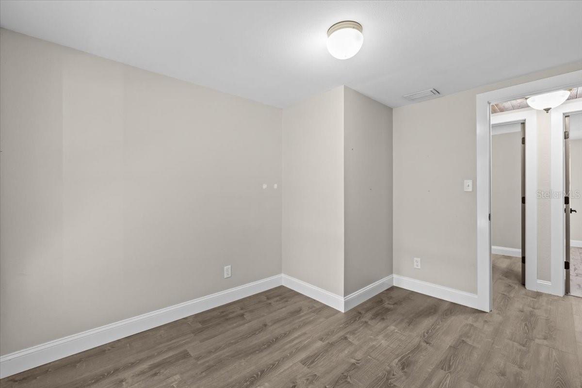 UNPLATTED - Residential Lease