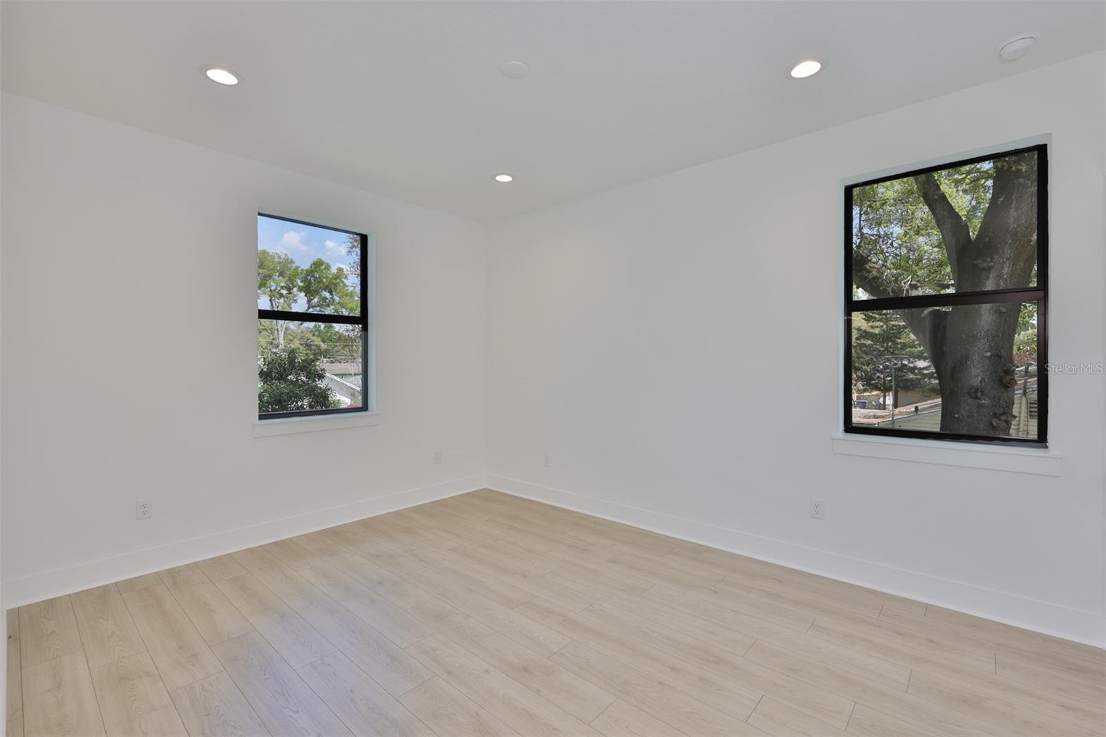 4H7 | SEMINOLE SUBDIVISION SOUTH - Residential