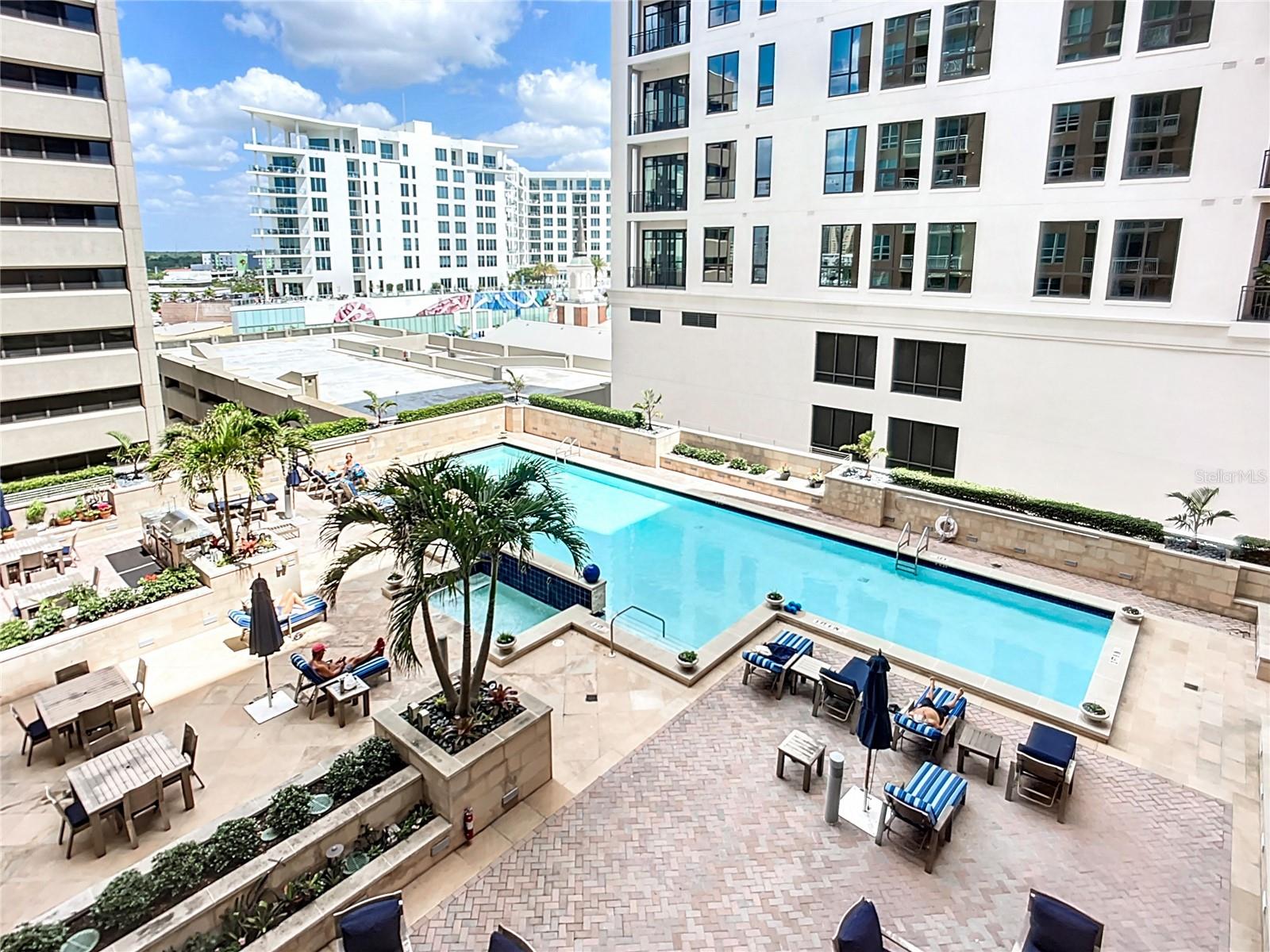 1350 MAIN RESIDENTIAL - Residential