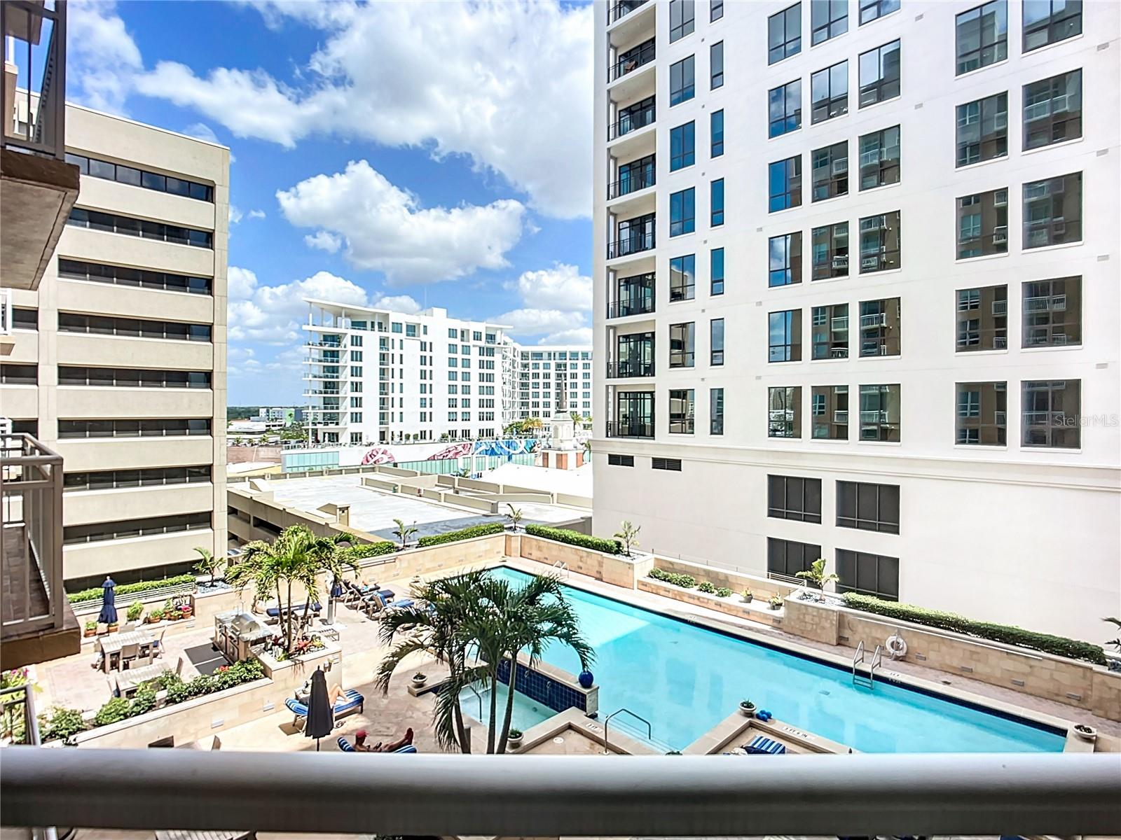 1350 MAIN RESIDENTIAL - Residential