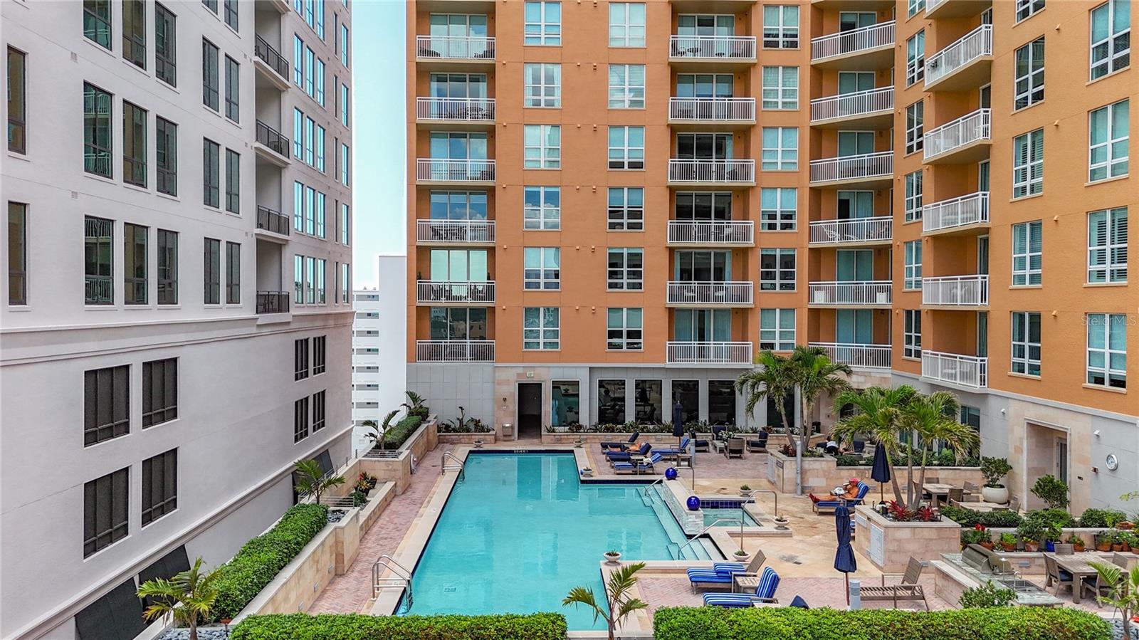 1350 MAIN RESIDENTIAL - Residential