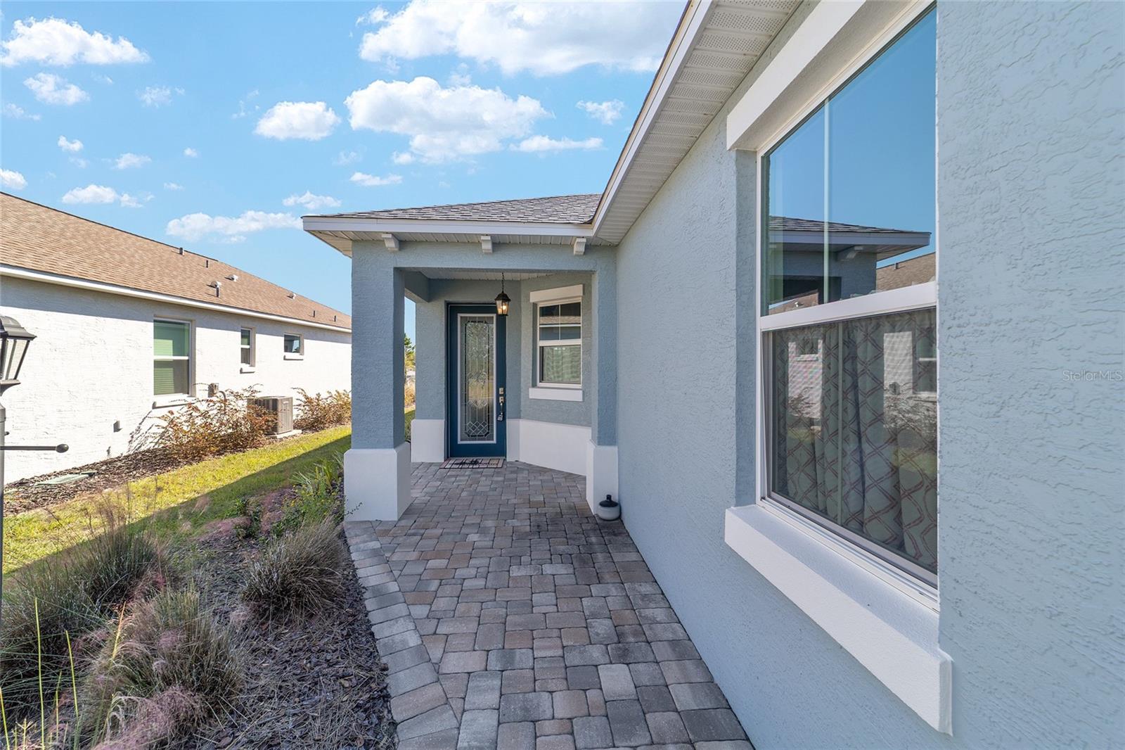 ON TOP OF THE WORLD - Residential