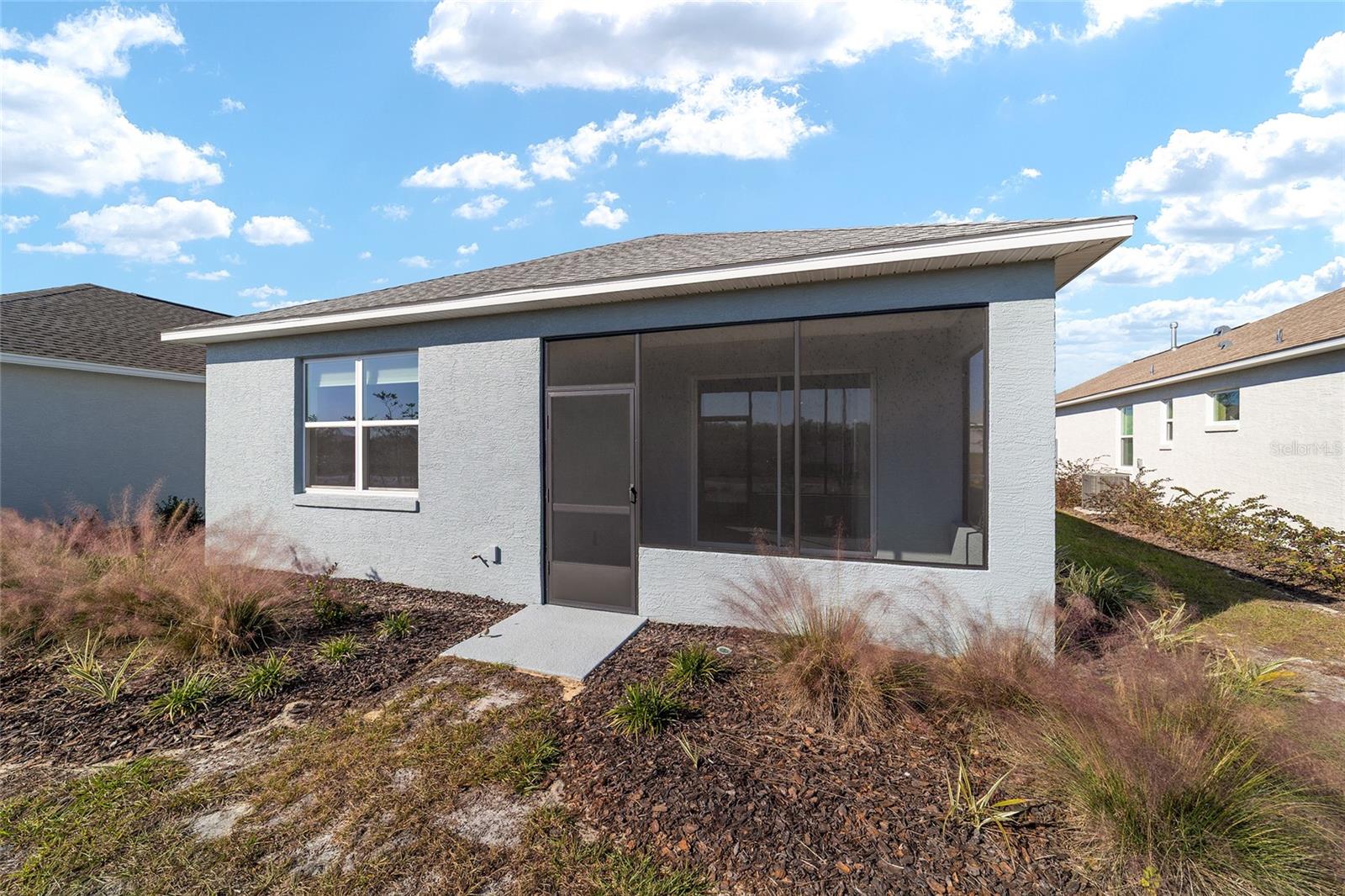 ON TOP OF THE WORLD - Residential