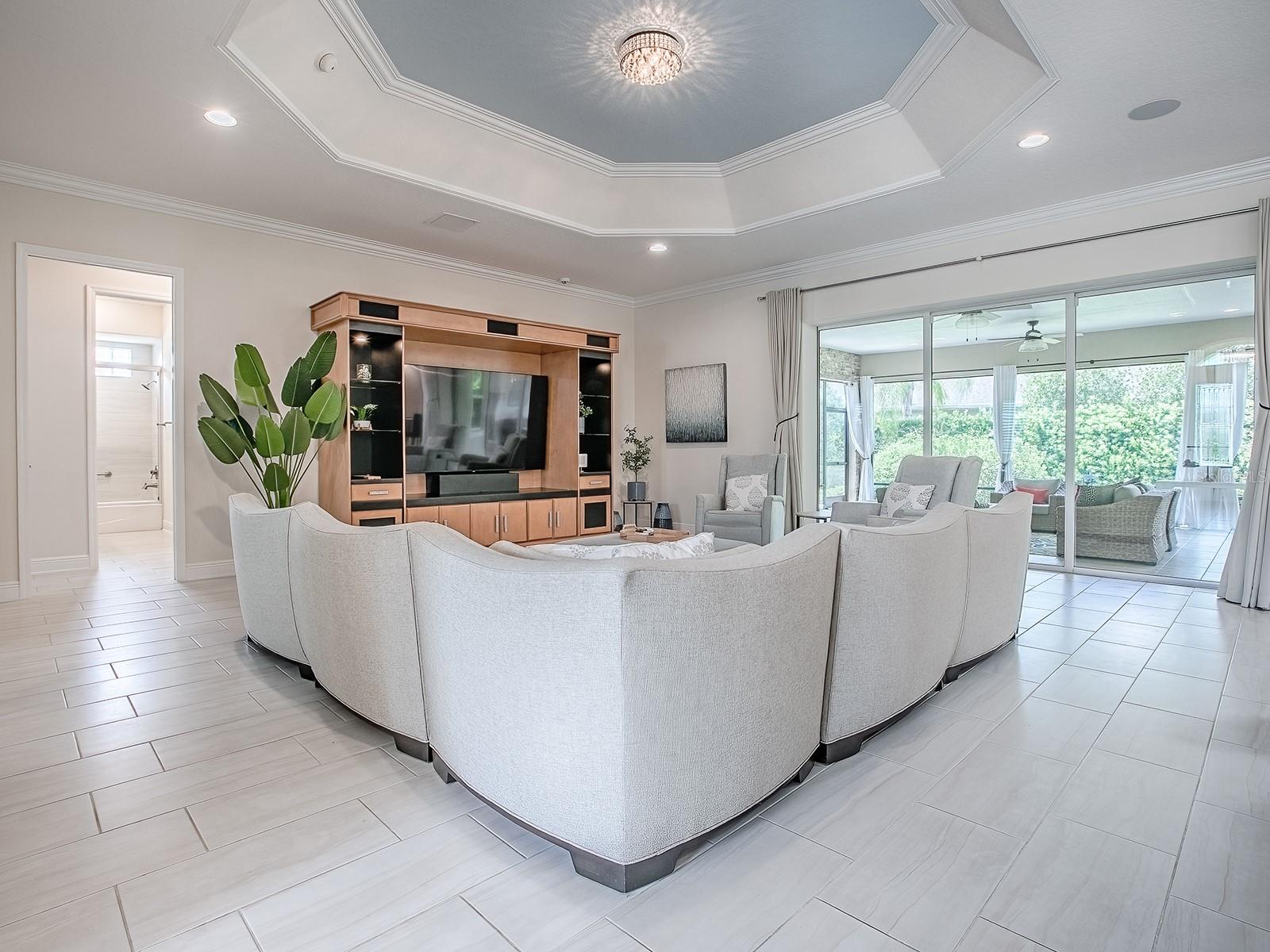4038 SWAYING PALM COURT