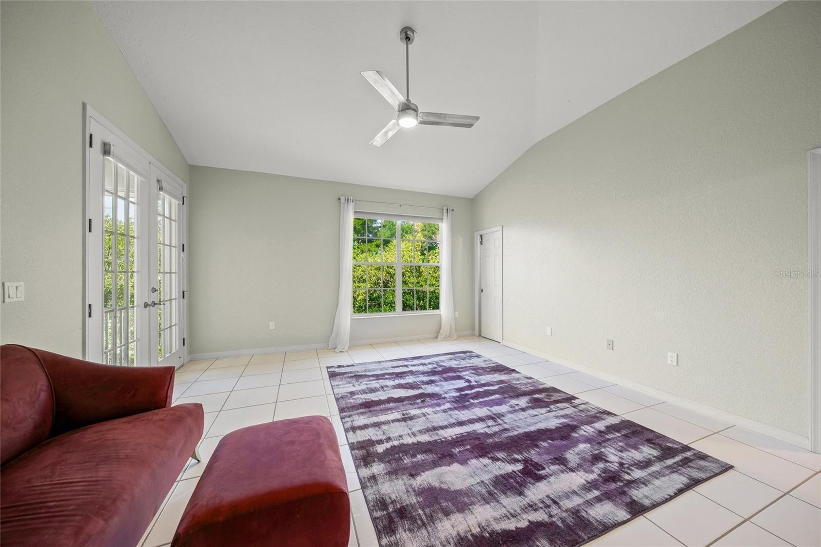 SLEEPY LAGOON PARK - Residential