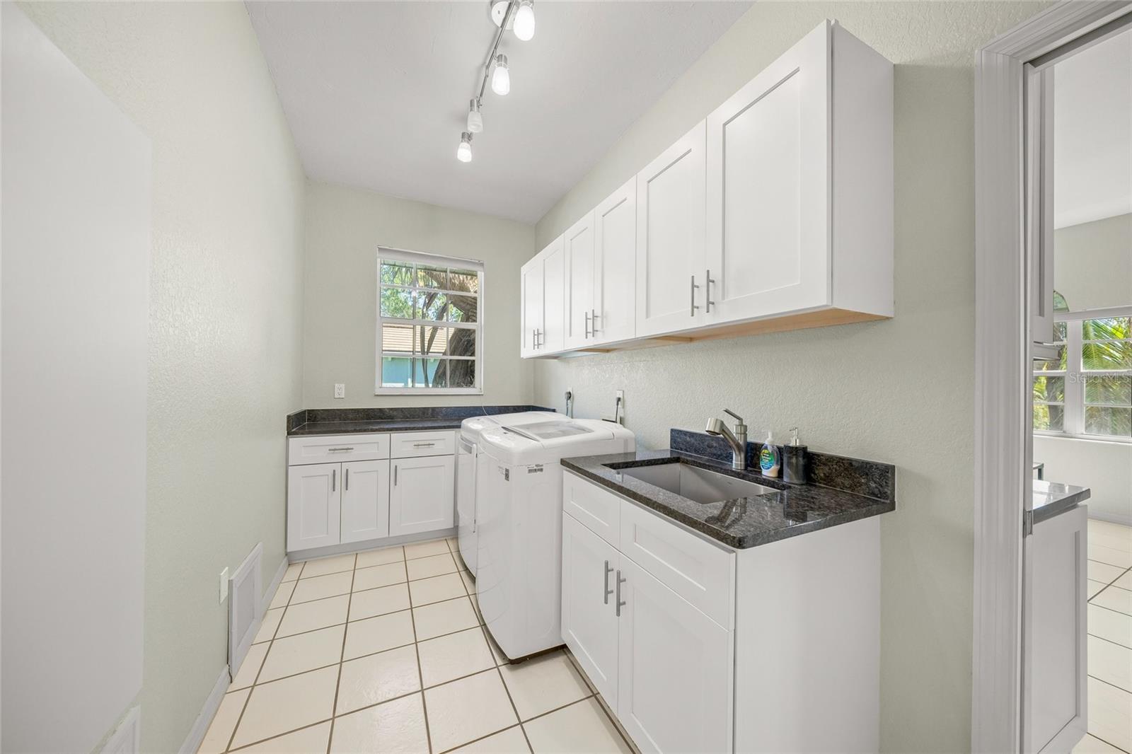 SLEEPY LAGOON PARK - Residential