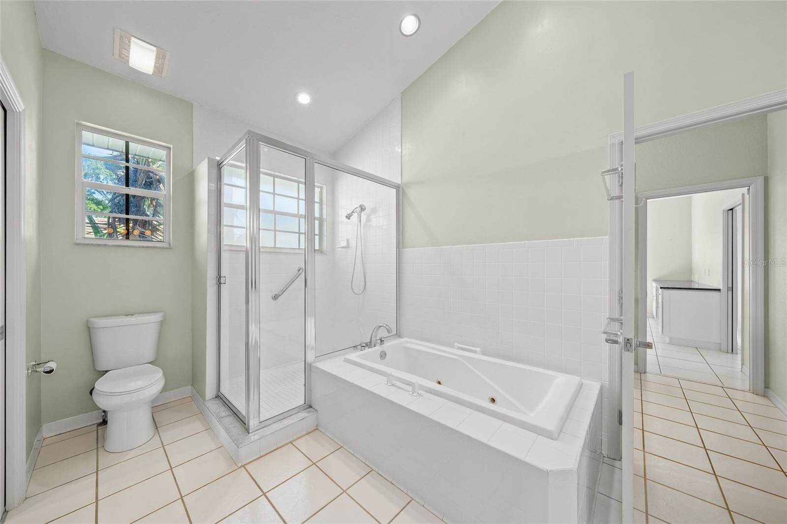 SLEEPY LAGOON PARK - Residential