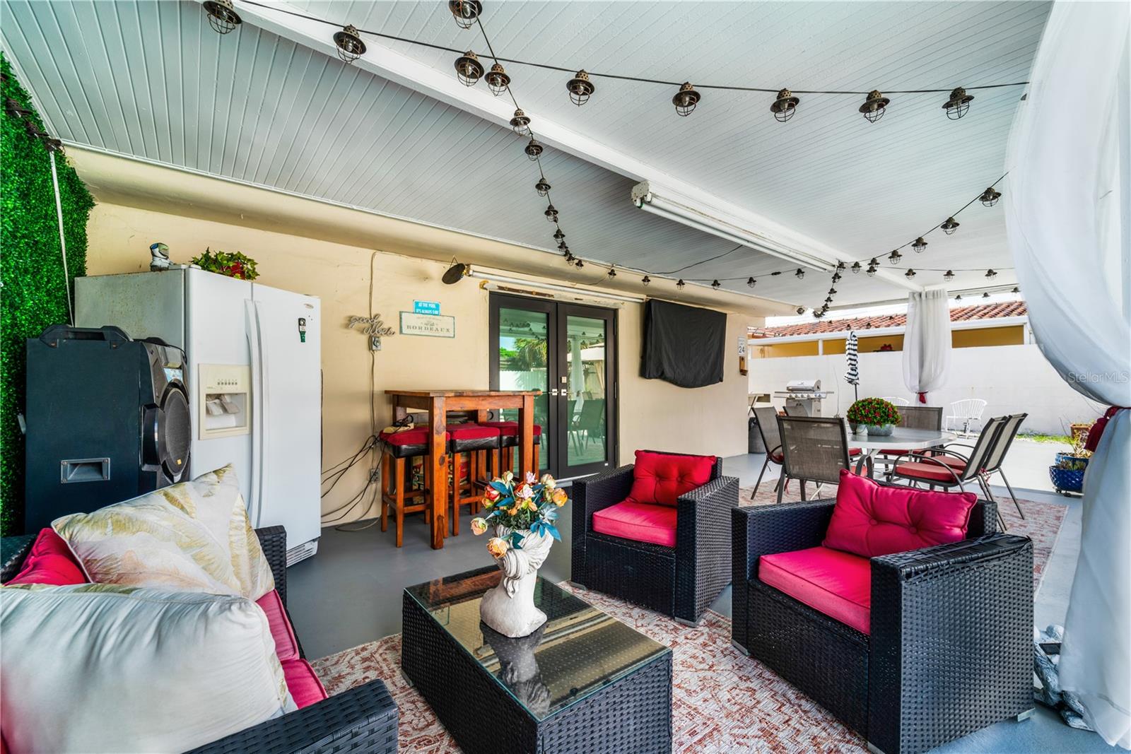 PALM SPGS LAKES ADD 2 - Residential