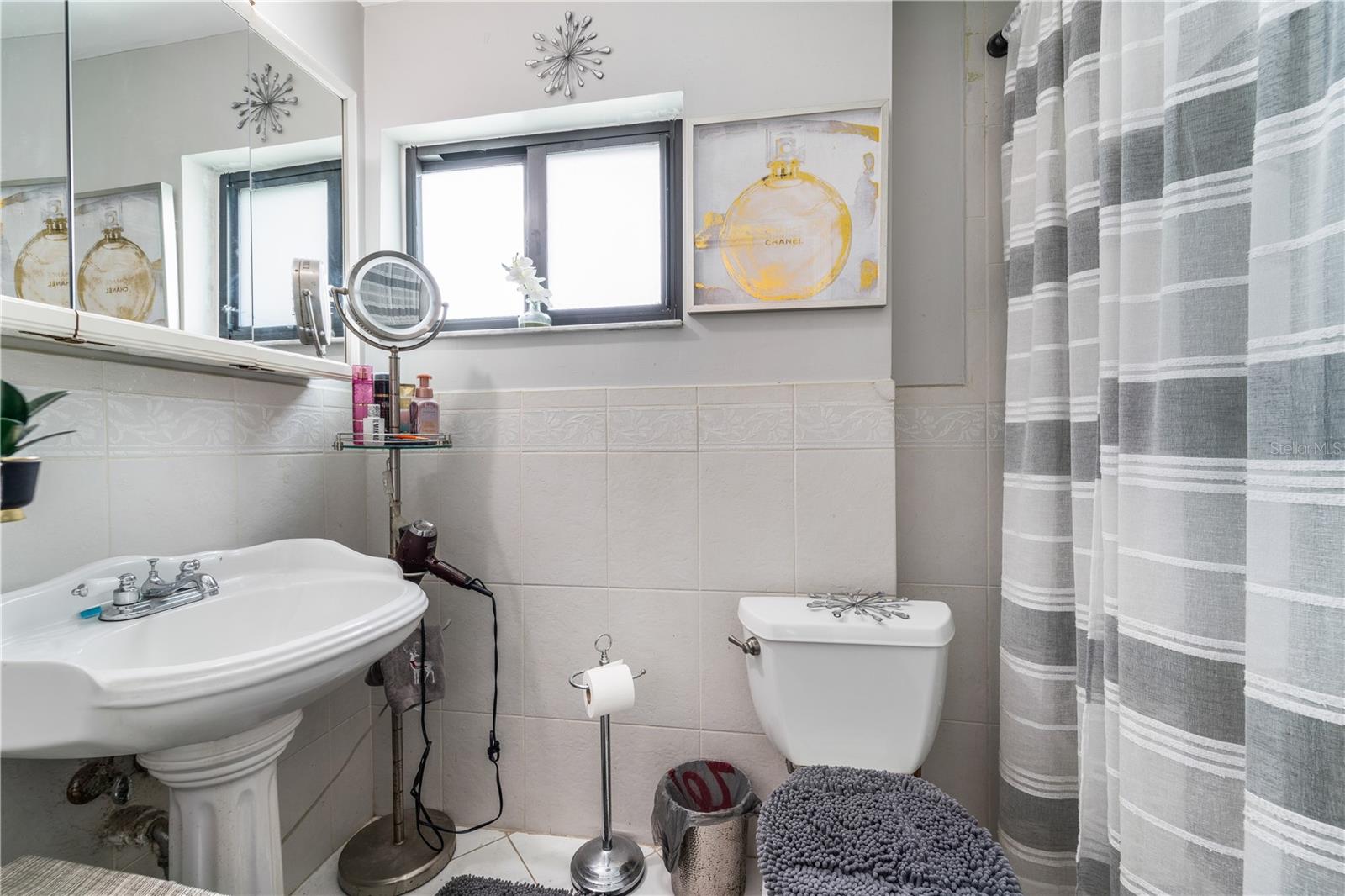 PALM SPGS LAKES ADD 2 - Residential