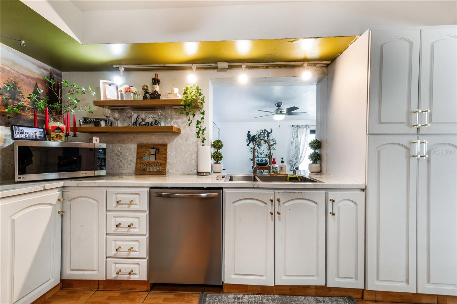 PALM SPGS LAKES ADD 2 - Residential