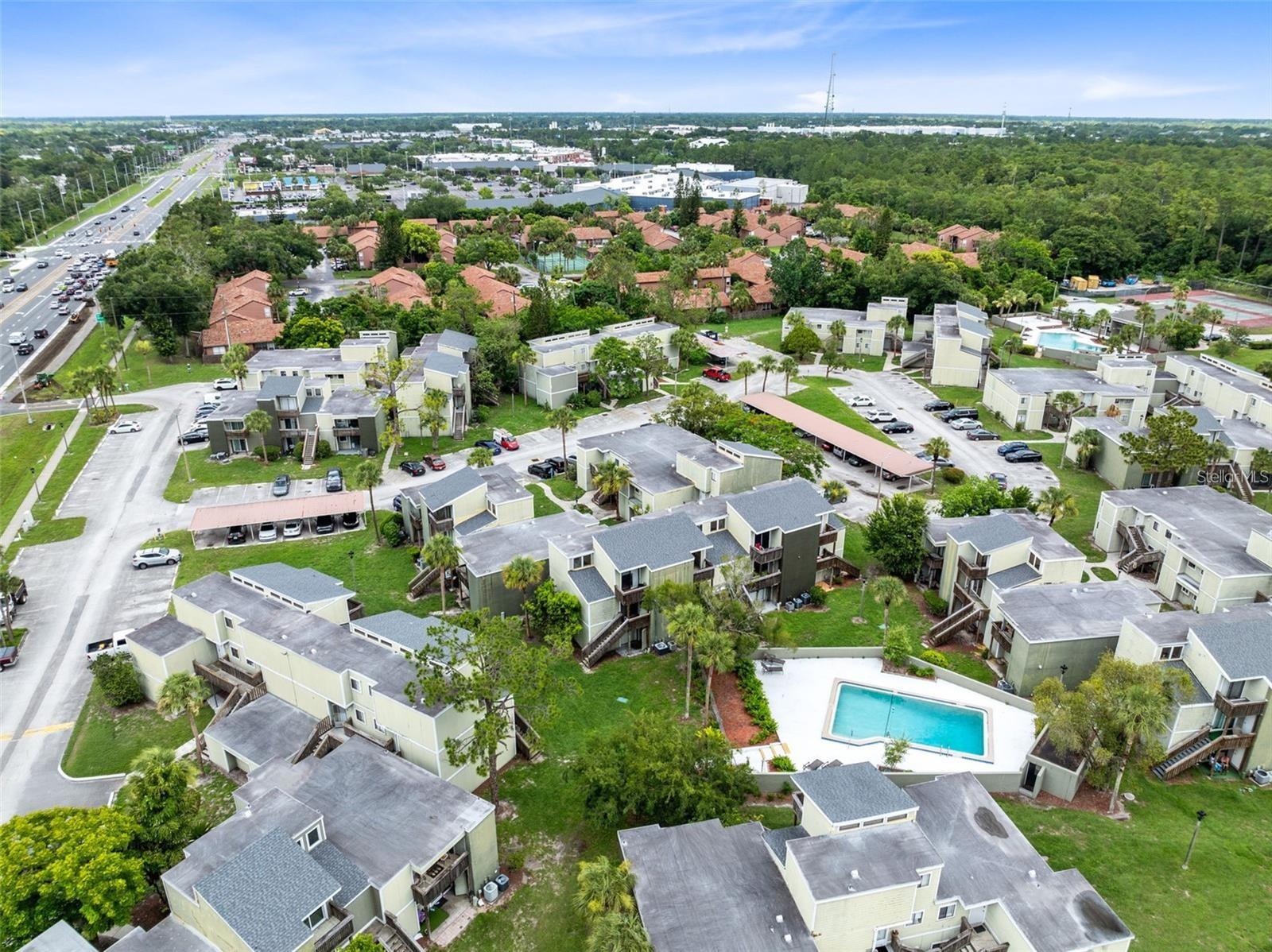 WINTER PARK WOODS CONDO - Residential