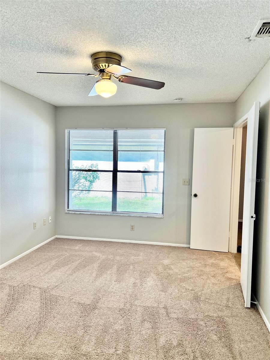 LAKEWOOD AT THE CROSSINGS UNIT 2 - Residential Lease