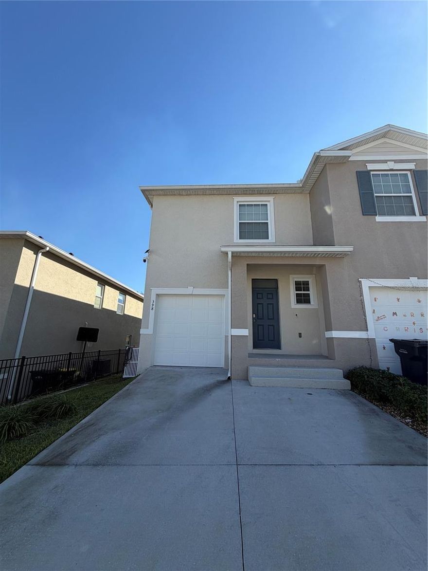 Welcome to this beautiful townhouse located in the desirable community of Feltrim Reserve in Davenport. This home features modern finishes, an open-concept layout, and a spacious kitchen perfect for entertaining. The property also includes a water filtration system, providing added value and convenience for everyday living. Conveniently situated near shopping, dining, major highways, and Central Florida’s top attractions. Move-in ready and easy to show—come see it today!