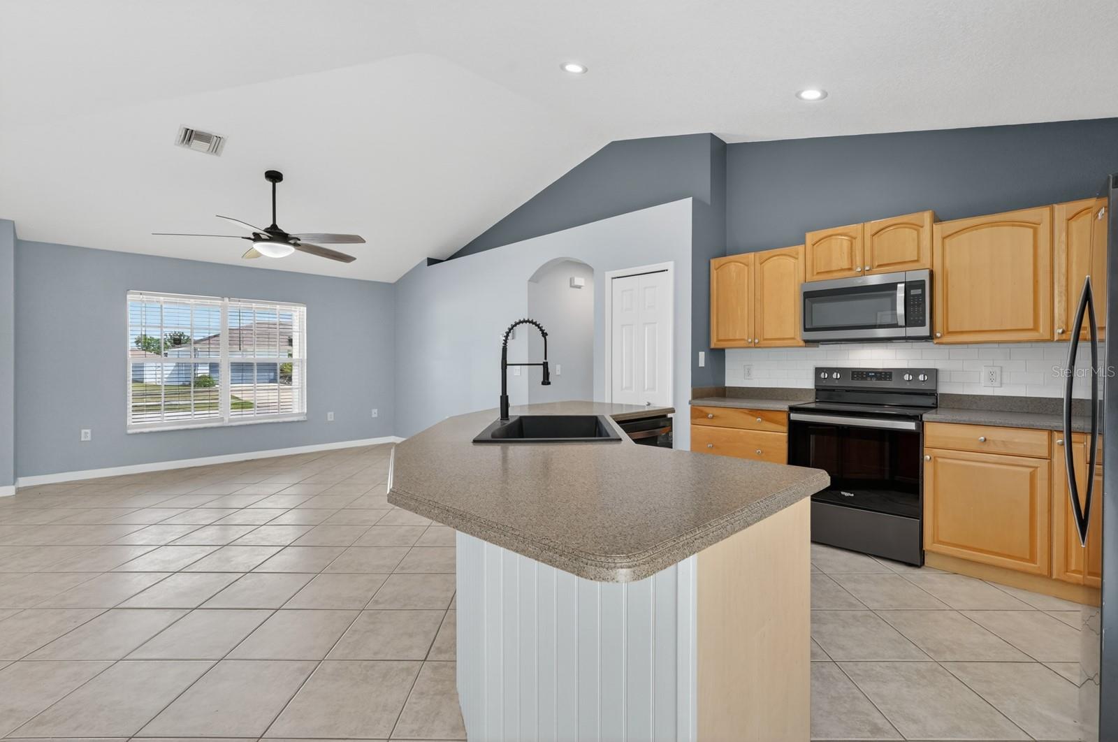 DELTONA LAKES UNIT 41 - Residential