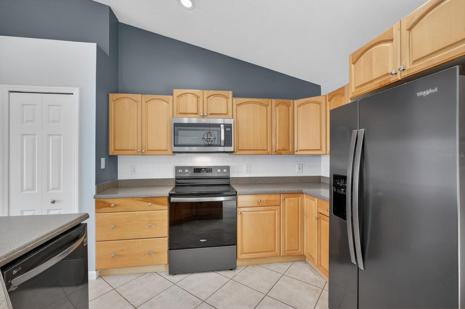 DELTONA LAKES UNIT 41 - Residential