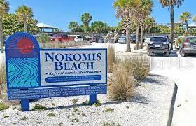 NOKOMIS OAKS - Land