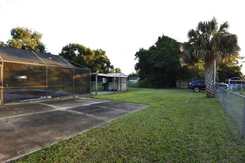 A home in ZEPHYRHILLS