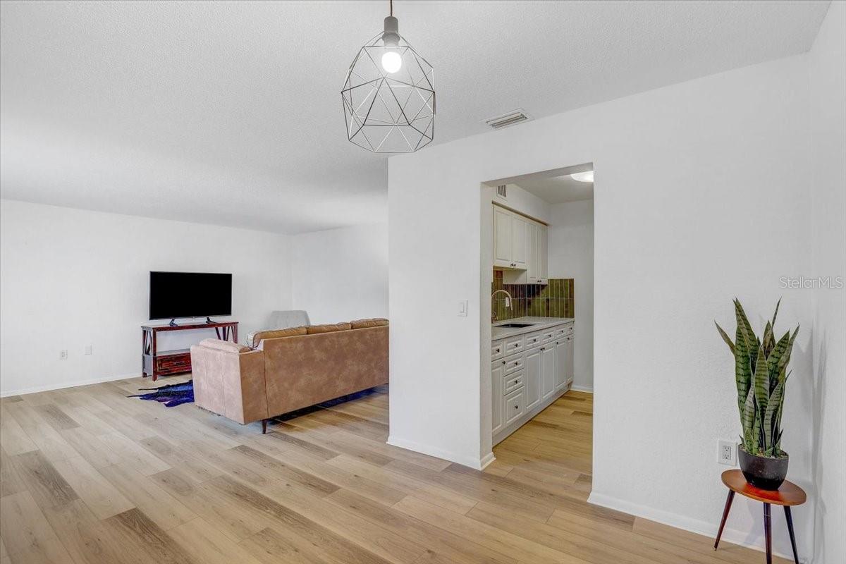 GATEWAY BY THE BAY CONDO - Residential Lease