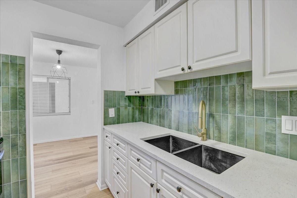 GATEWAY BY THE BAY CONDO - Residential Lease