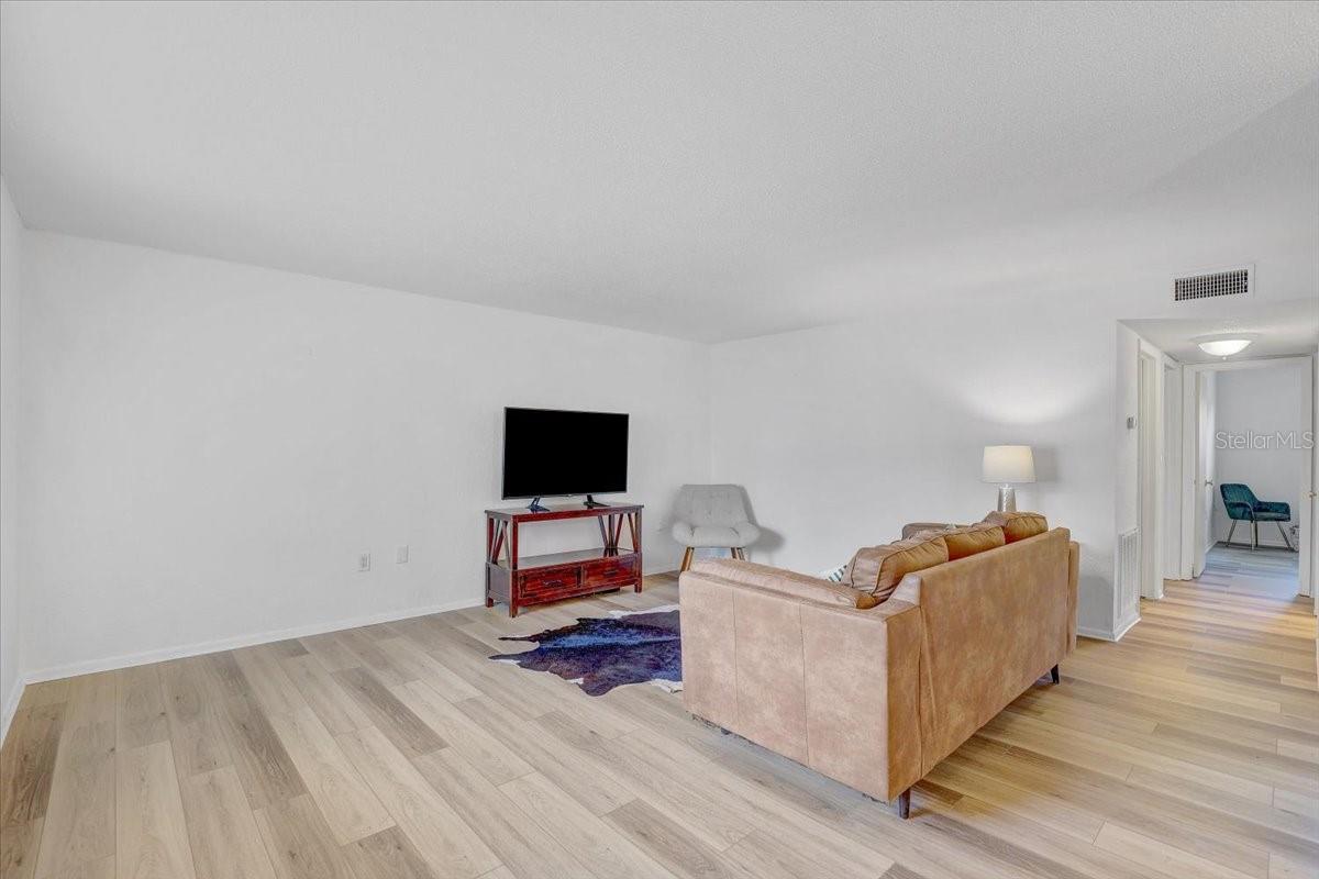 GATEWAY BY THE BAY CONDO - Residential Lease