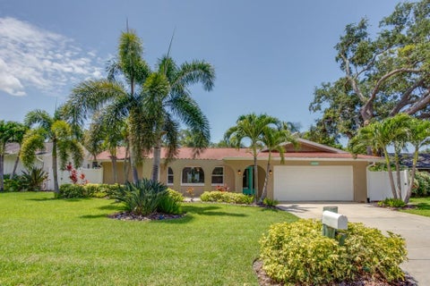 Property photo of 14060 82nd Avenue, Seminole, FL 33776