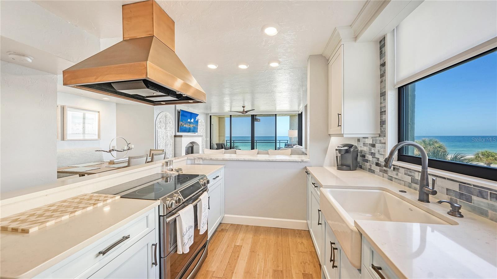 PELICAN HARBOUR & BEACH CLUB AMD - Residential