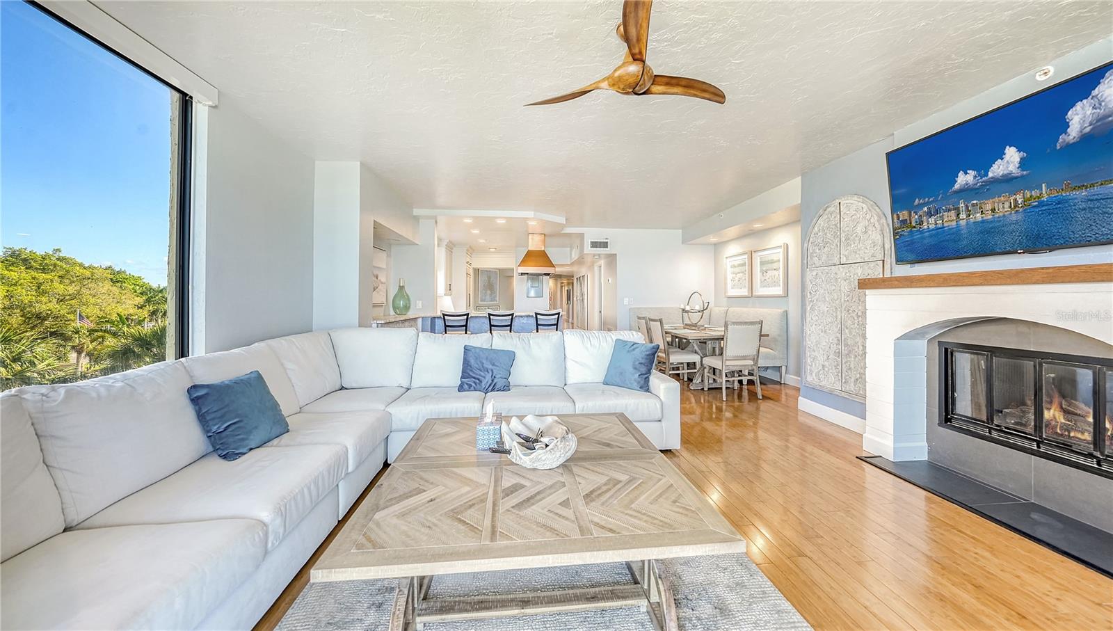 PELICAN HARBOUR & BEACH CLUB AMD - Residential