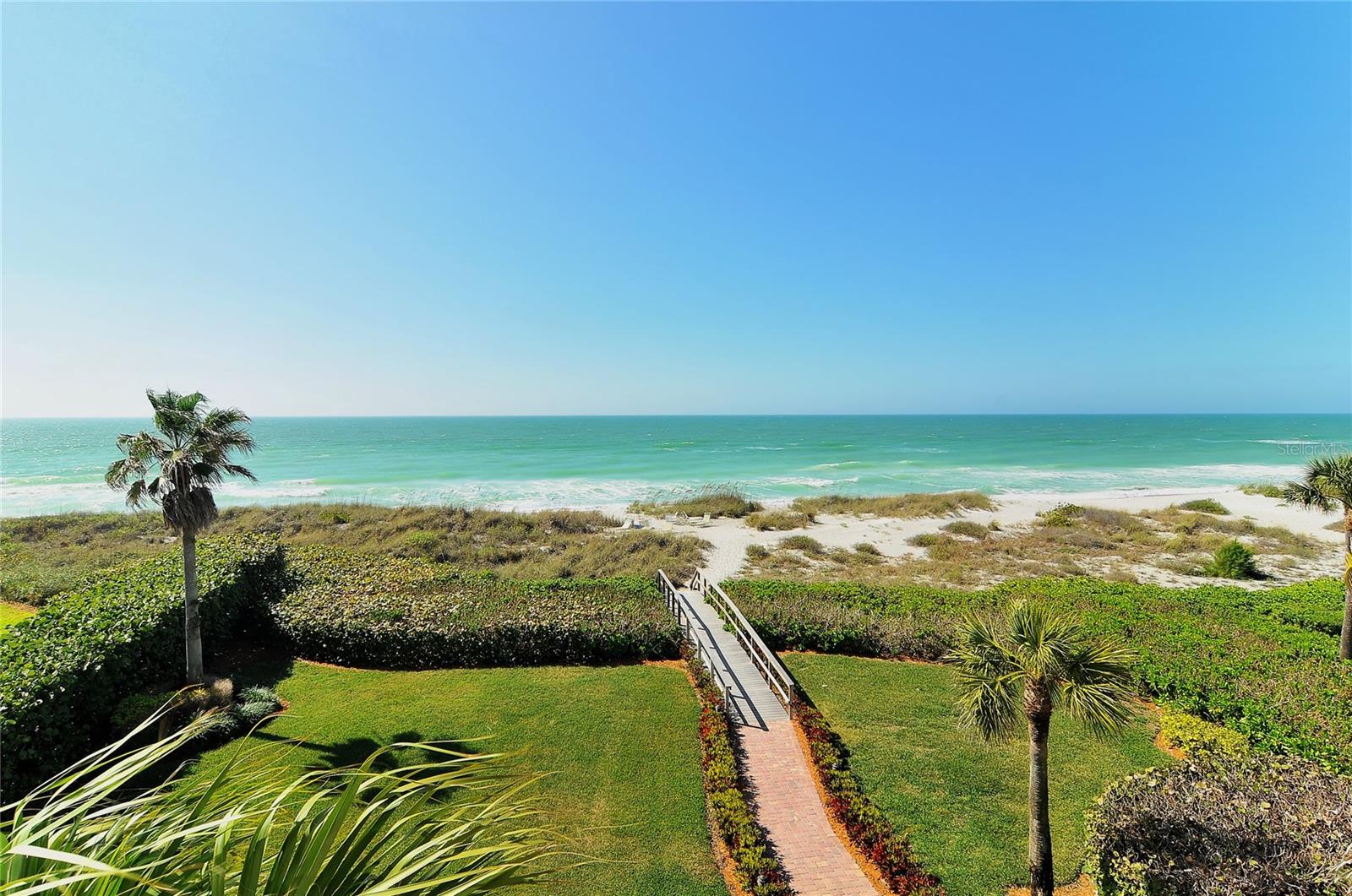 PELICAN HARBOUR & BEACH CLUB AMD - Residential