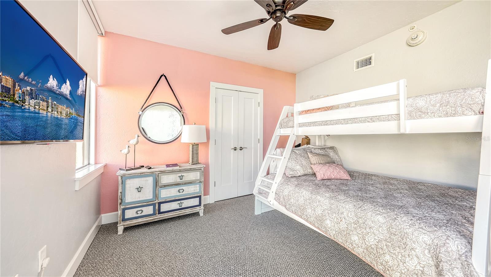 PELICAN HARBOUR & BEACH CLUB AMD - Residential