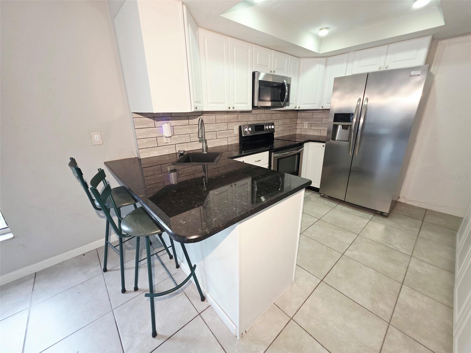 1735 CUPECOY CIRCLE L-1