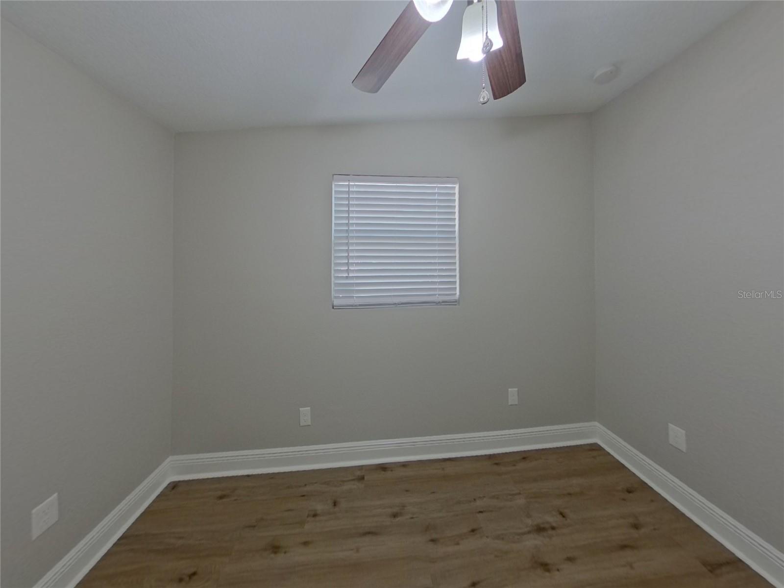 LAUGHNERS SUB - Residential Lease