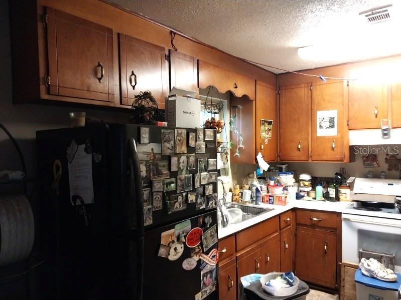 512 PIKE POND ROAD