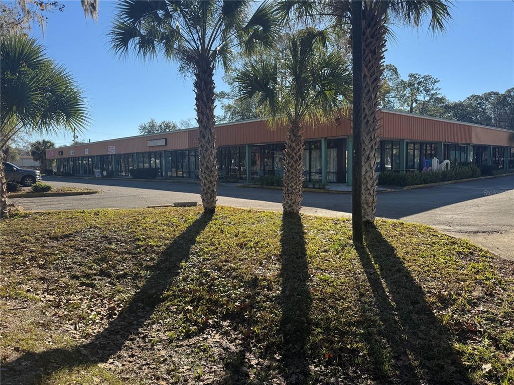 Photo of 125 NW 23rd Avenue, Gainesville, FL 32609 (MLS # GC536826)