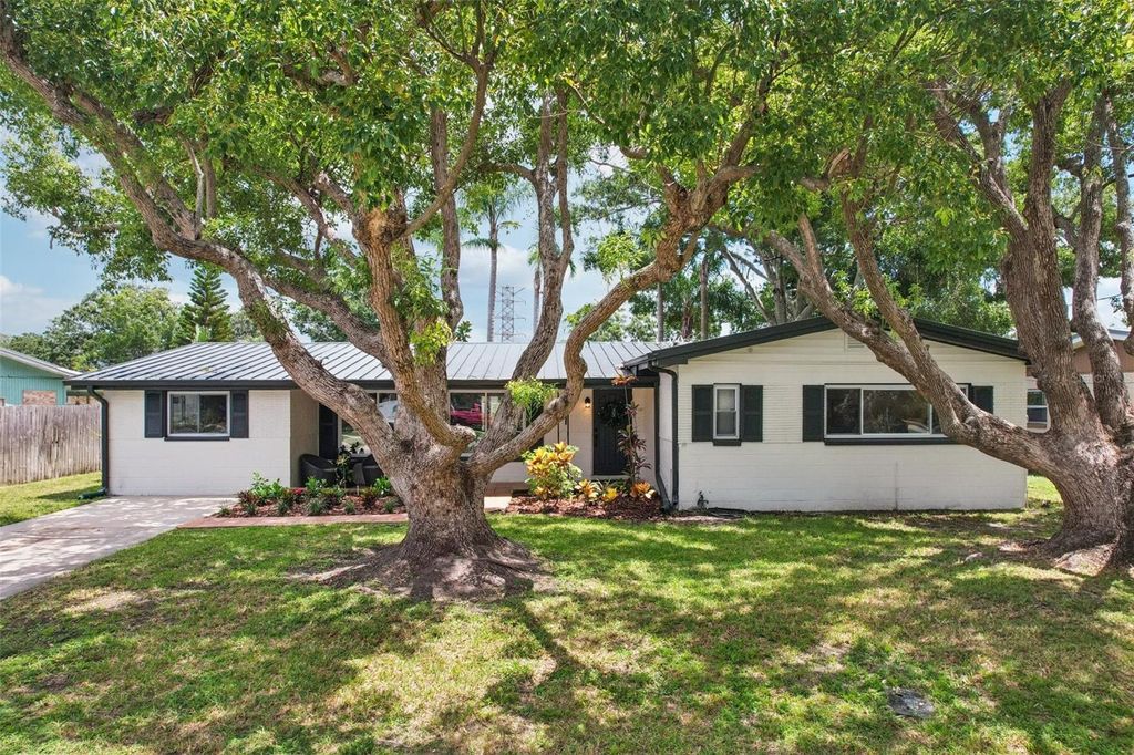 Photo of 311 Shore Drive E, Oldsmar, FL 34677 (MLS # TB8418072)