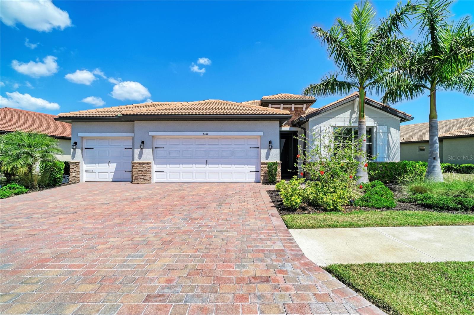 TOSCANA ISLES - Residential