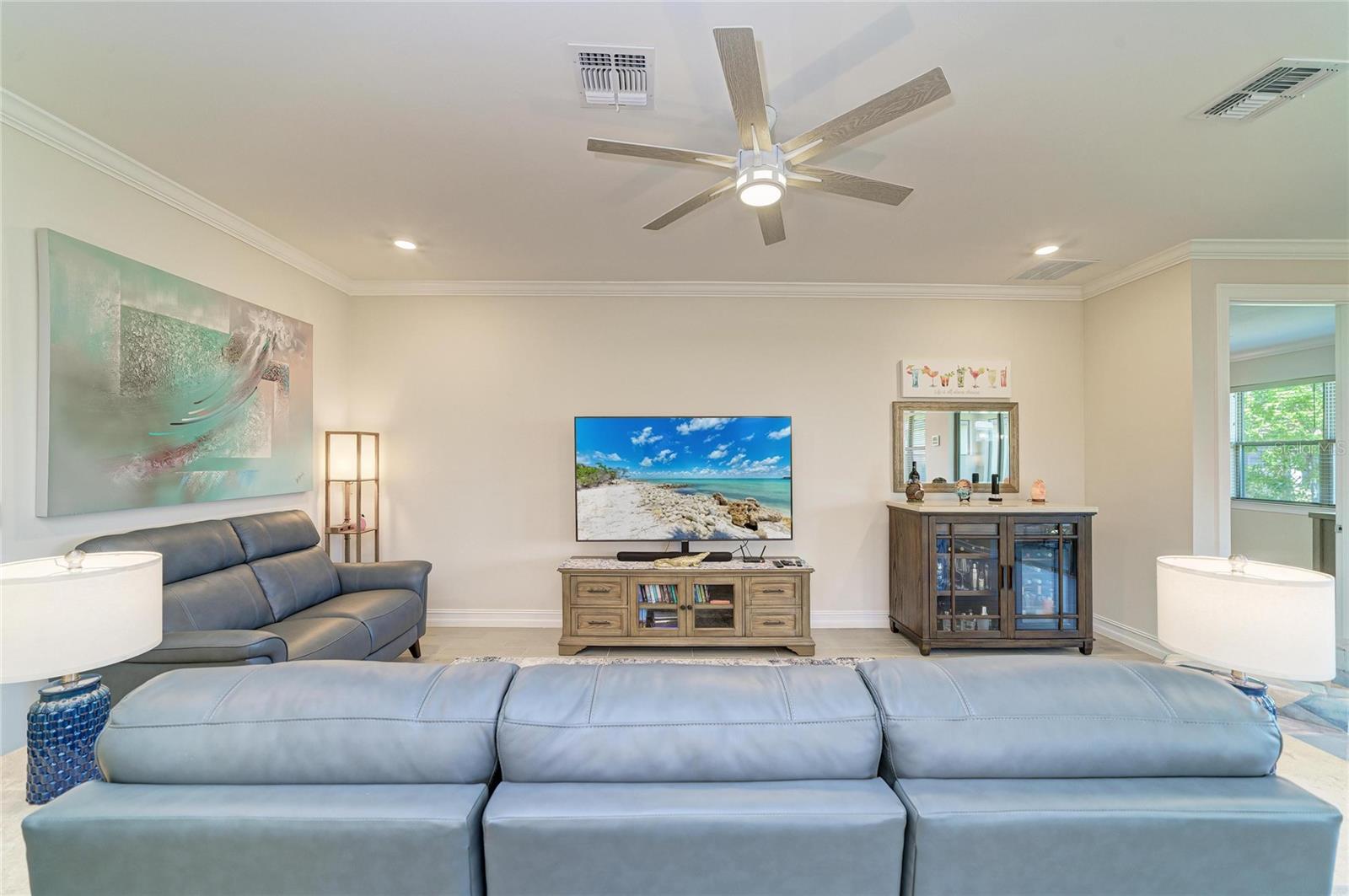 TOSCANA ISLES - Residential