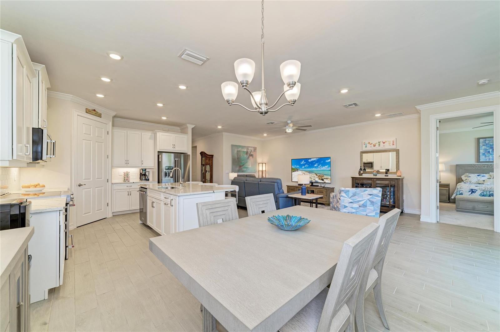 TOSCANA ISLES - Residential