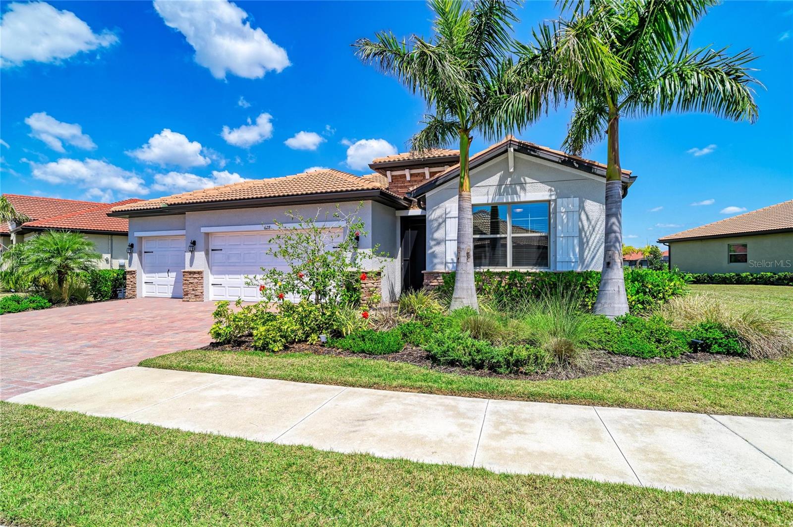 TOSCANA ISLES - Residential